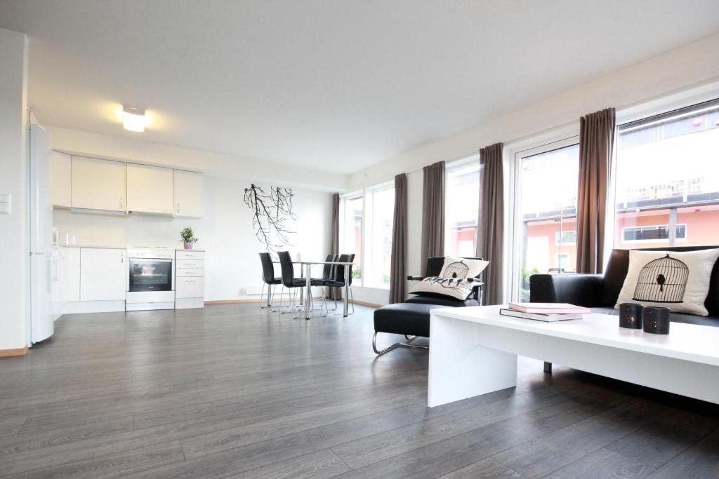 האוגסונד Flotmyrgarden Apartment Hotel חדר תמונה